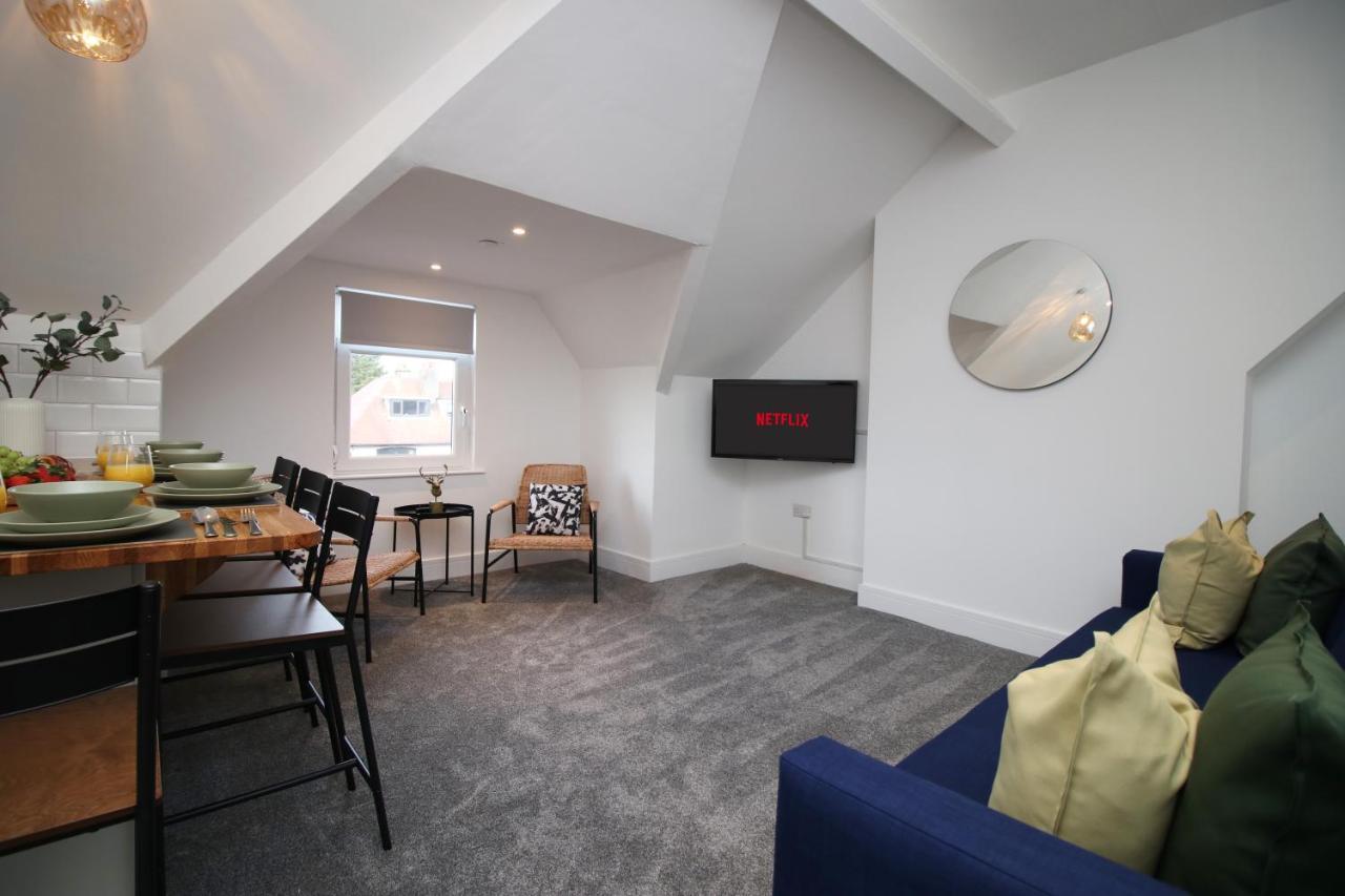 No 49 City Apartments, Perfect For Business And Leisure Stays, 10 Min Drive Into City Centre, Easy Access To Local Transport, 1Br And 2Br Available, Free Parking Cardiff Kültér fotó