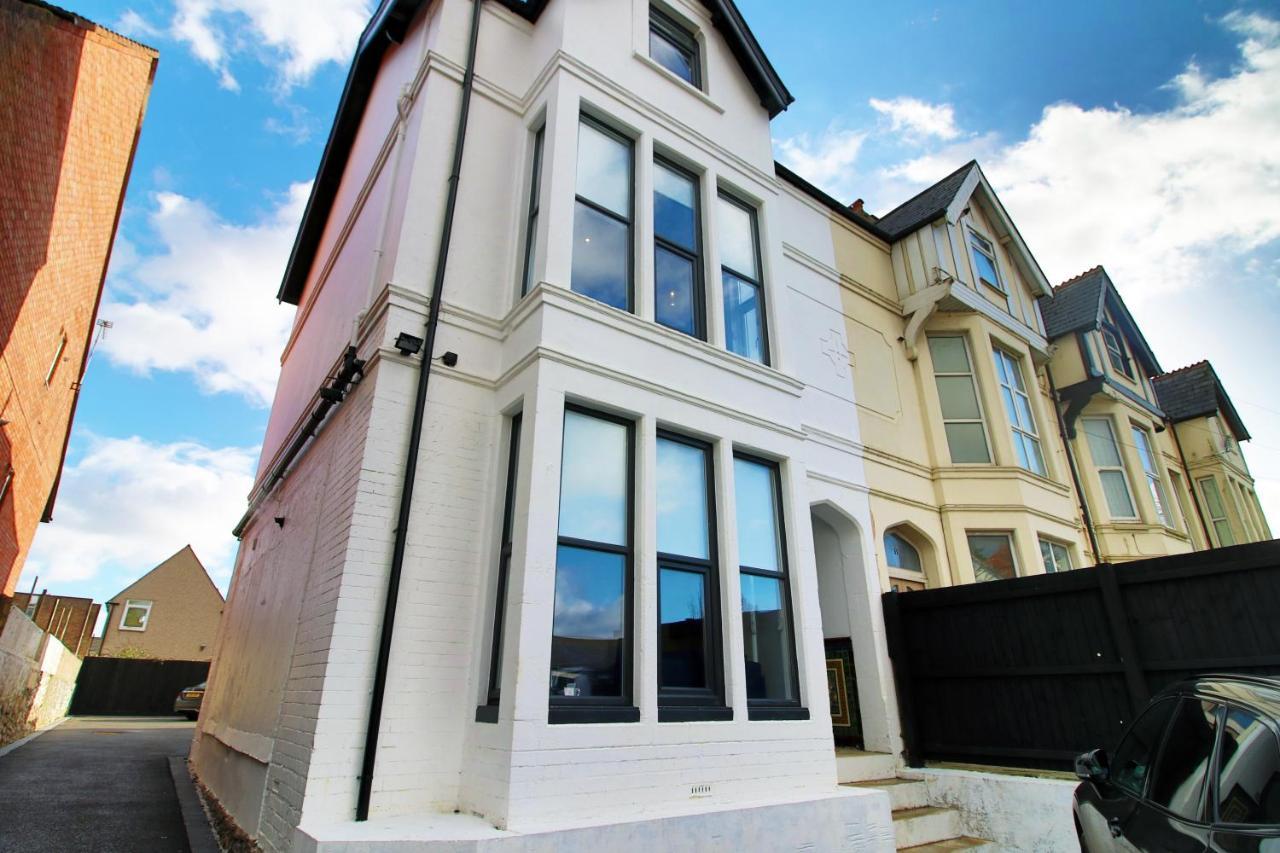 No 49 City Apartments, Perfect For Business And Leisure Stays, 10 Min Drive Into City Centre, Easy Access To Local Transport, 1Br And 2Br Available, Free Parking Cardiff Kültér fotó