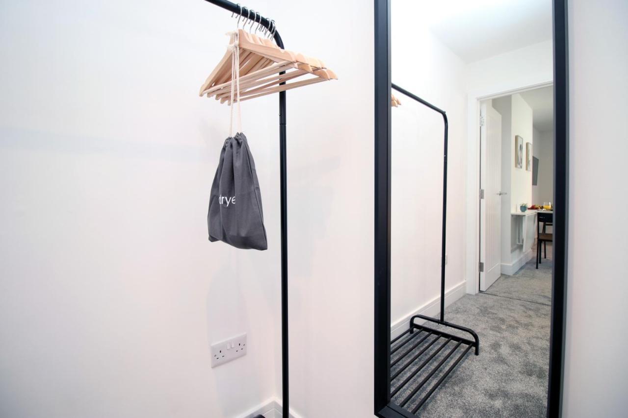 No 49 City Apartments, Perfect For Business And Leisure Stays, 10 Min Drive Into City Centre, Easy Access To Local Transport, 1Br And 2Br Available, Free Parking Cardiff Kültér fotó