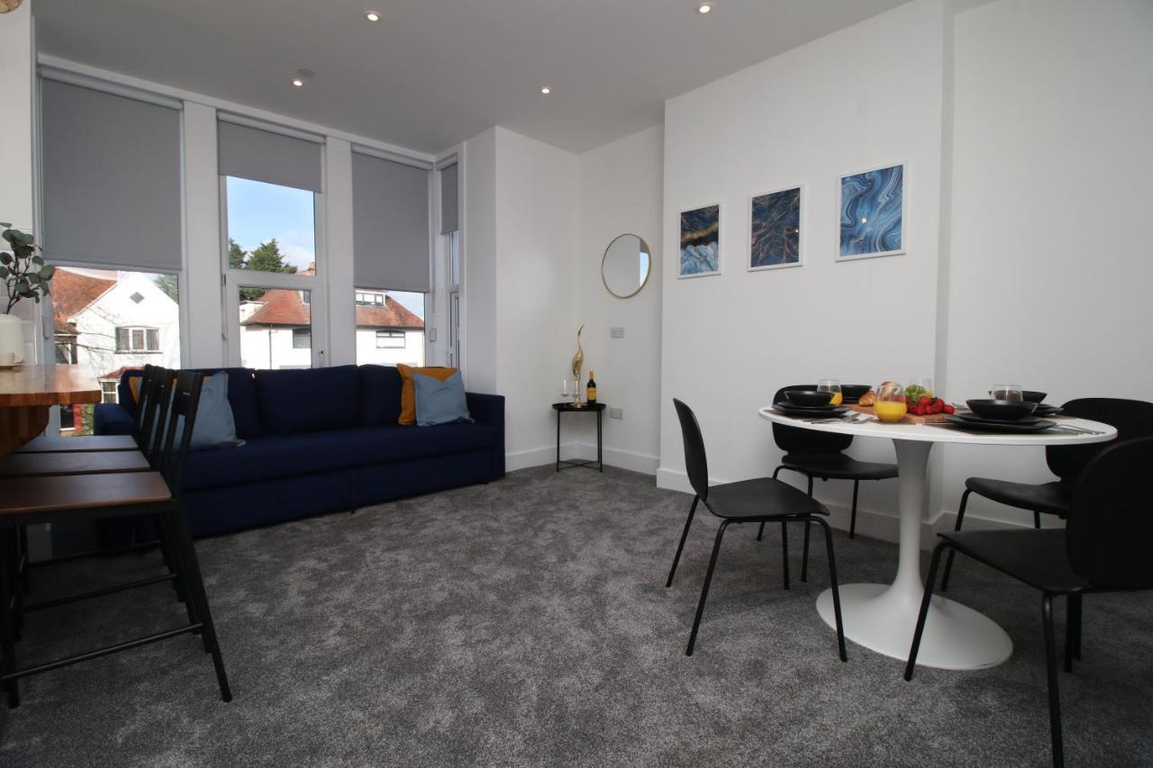 No 49 City Apartments, Perfect For Business And Leisure Stays, 10 Min Drive Into City Centre, Easy Access To Local Transport, 1Br And 2Br Available, Free Parking Cardiff Kültér fotó