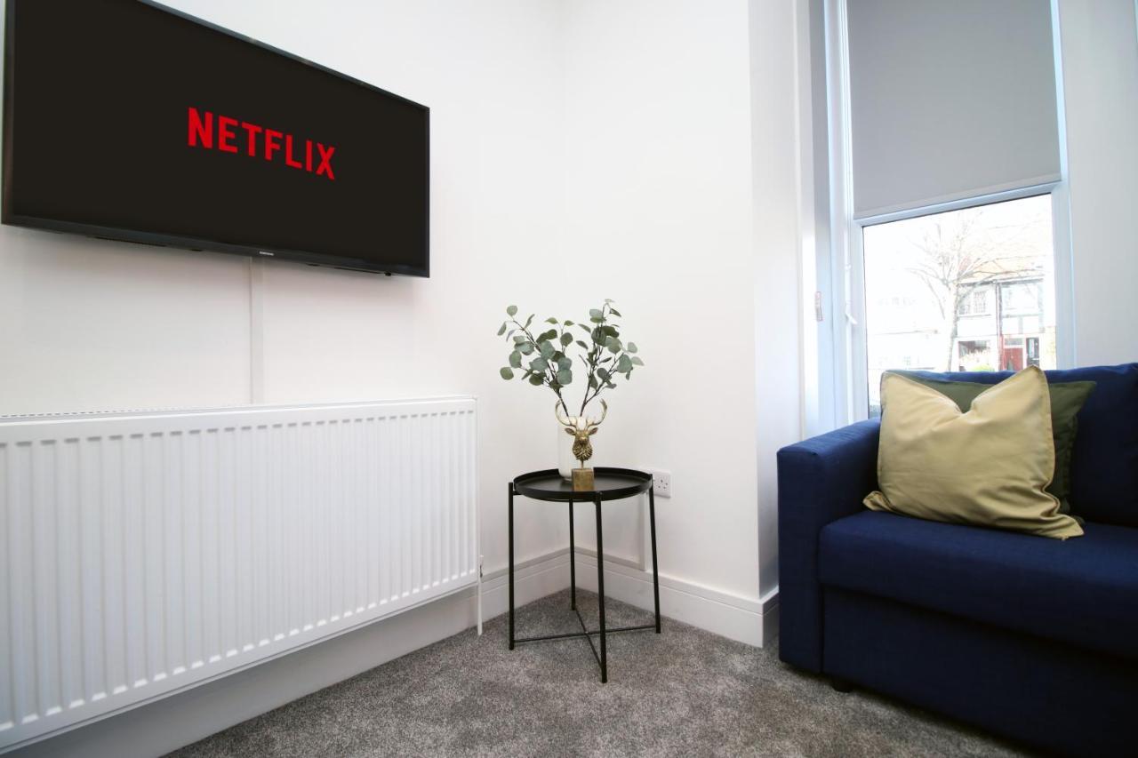 No 49 City Apartments, Perfect For Business And Leisure Stays, 10 Min Drive Into City Centre, Easy Access To Local Transport, 1Br And 2Br Available, Free Parking Cardiff Kültér fotó