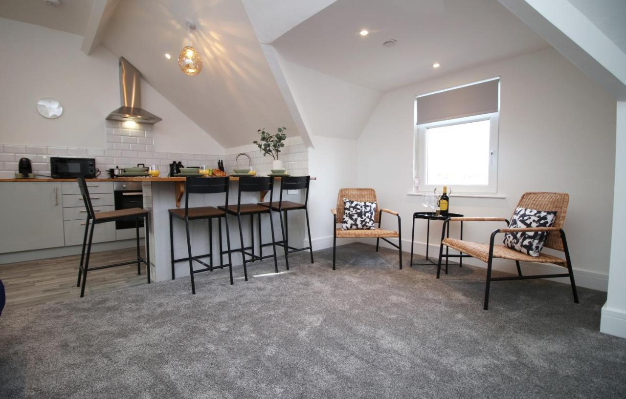 No 49 City Apartments, Perfect For Business And Leisure Stays, 10 Min Drive Into City Centre, Easy Access To Local Transport, 1Br And 2Br Available, Free Parking Cardiff Kültér fotó
