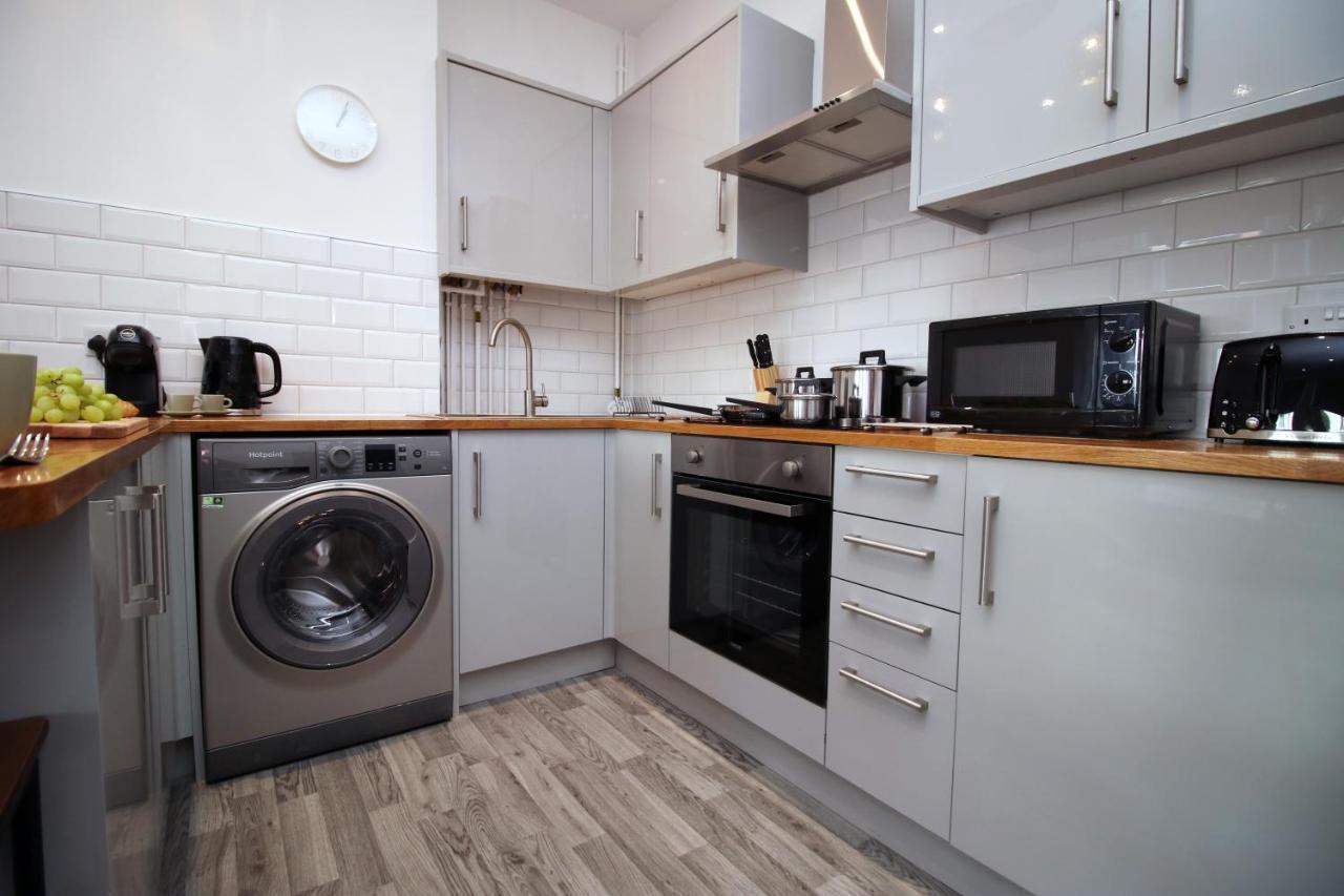 No 49 City Apartments, Perfect For Business And Leisure Stays, 10 Min Drive Into City Centre, Easy Access To Local Transport, 1Br And 2Br Available, Free Parking Cardiff Kültér fotó
