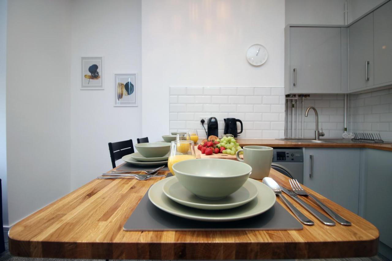 No 49 City Apartments, Perfect For Business And Leisure Stays, 10 Min Drive Into City Centre, Easy Access To Local Transport, 1Br And 2Br Available, Free Parking Cardiff Kültér fotó