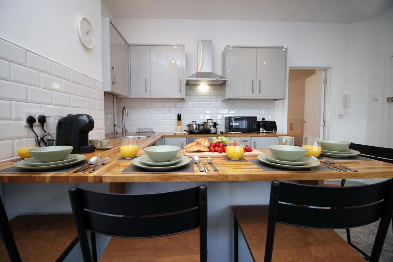 No 49 City Apartments, Perfect For Business And Leisure Stays, 10 Min Drive Into City Centre, Easy Access To Local Transport, 1Br And 2Br Available, Free Parking Cardiff Kültér fotó