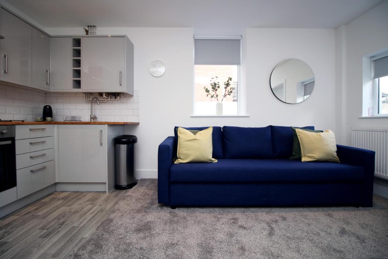 No 49 City Apartments, Perfect For Business And Leisure Stays, 10 Min Drive Into City Centre, Easy Access To Local Transport, 1Br And 2Br Available, Free Parking Cardiff Kültér fotó