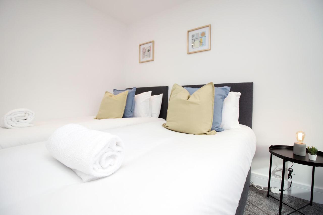 No 49 City Apartments, Perfect For Business And Leisure Stays, 10 Min Drive Into City Centre, Easy Access To Local Transport, 1Br And 2Br Available, Free Parking Cardiff Kültér fotó