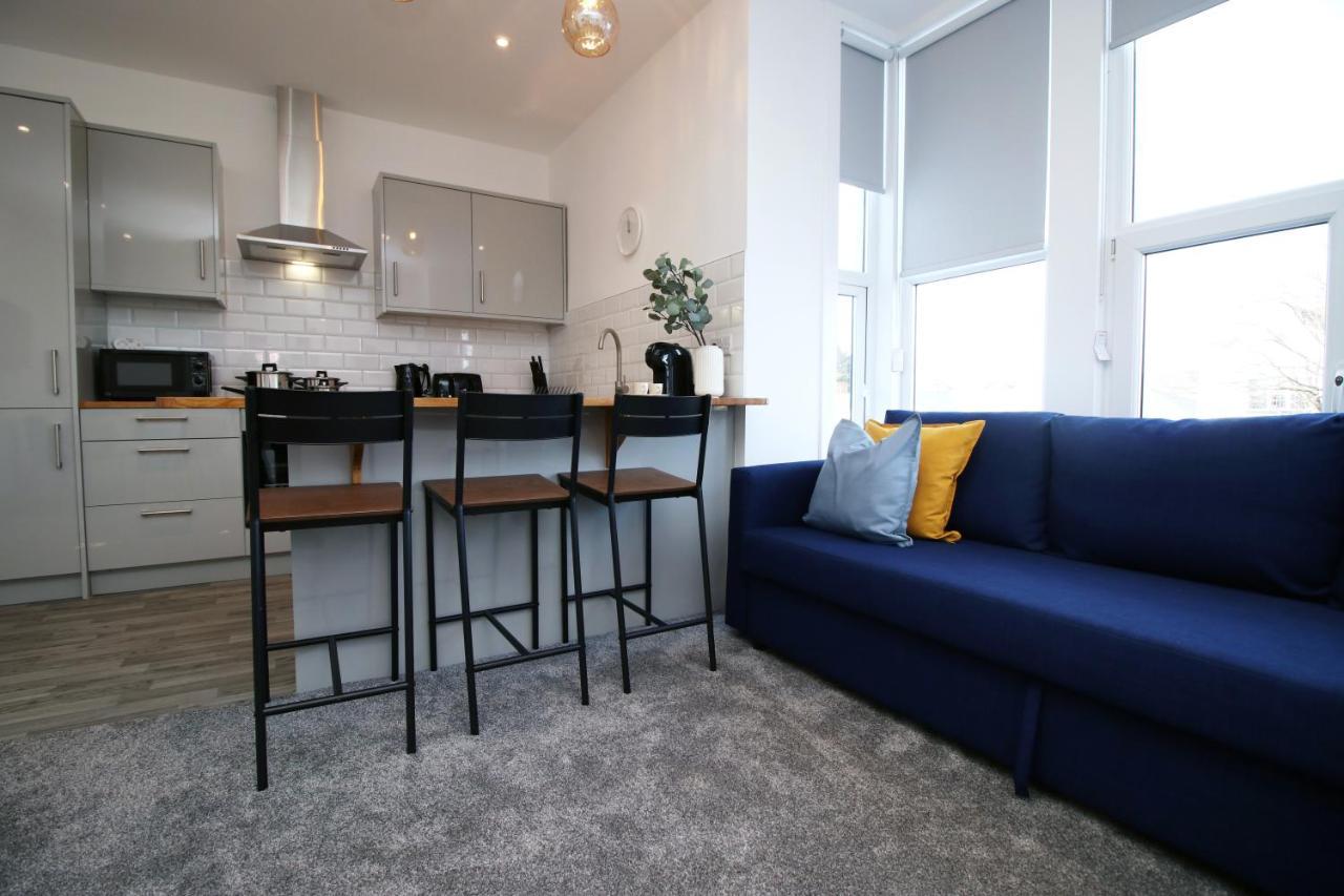 No 49 City Apartments, Perfect For Business And Leisure Stays, 10 Min Drive Into City Centre, Easy Access To Local Transport, 1Br And 2Br Available, Free Parking Cardiff Kültér fotó